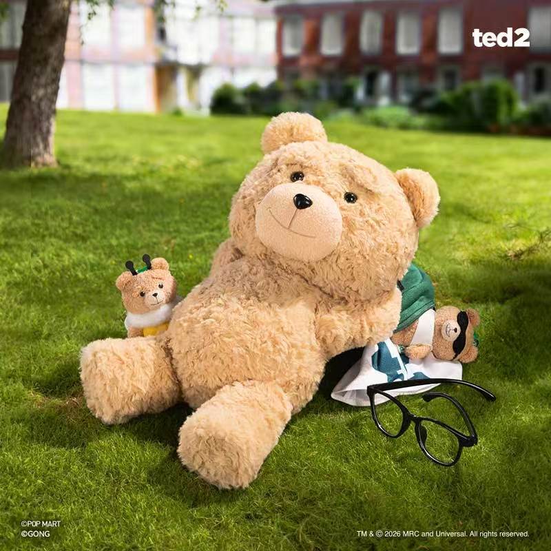 POPMART ของแท้ < Ted2 > -Teddy Bear ตุ๊กตาเคลื่อนย้ายได้-Hot Nerd Ted