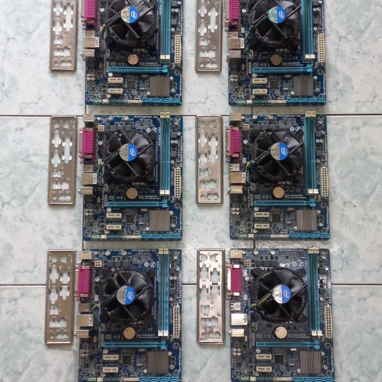 เมนบอร์ด LGA1155 GA-H61M-DS2 + CPU i3-2120 + Ram 4Gb มือสอง คุณภาพดีพร้อมฝาหลัง