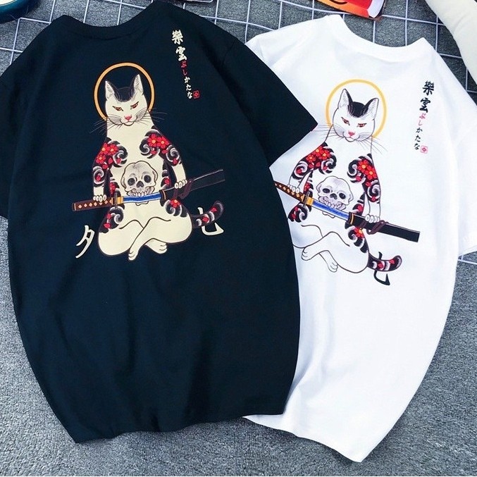 ผ้าฝ้าย 100% Street Wear Lucky Cat Samurai สไตล์ญี่ปุ่นรถจักรยานยนต์พิมพ์แขนสั้นเสื้อยืดผู้ชายผู้หญิ