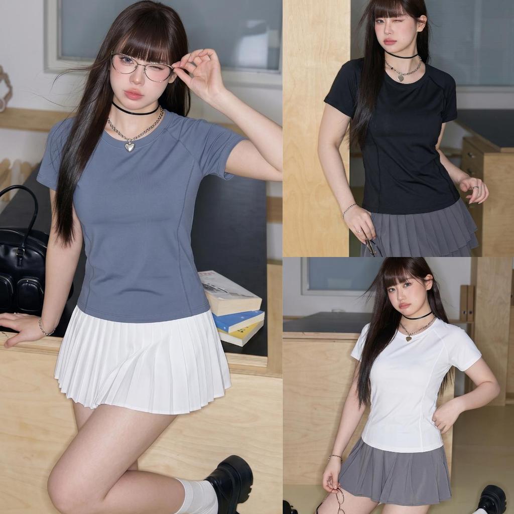 เสื้อยืดสปอร์ต คอกลม แขนสั้น แต่งตีเกล็ดหน้า ผ้าไลคร่า เนื้อนิ่มลื่น ระบายอากาศดี เหมาะสำหรับเล่นกีฬา