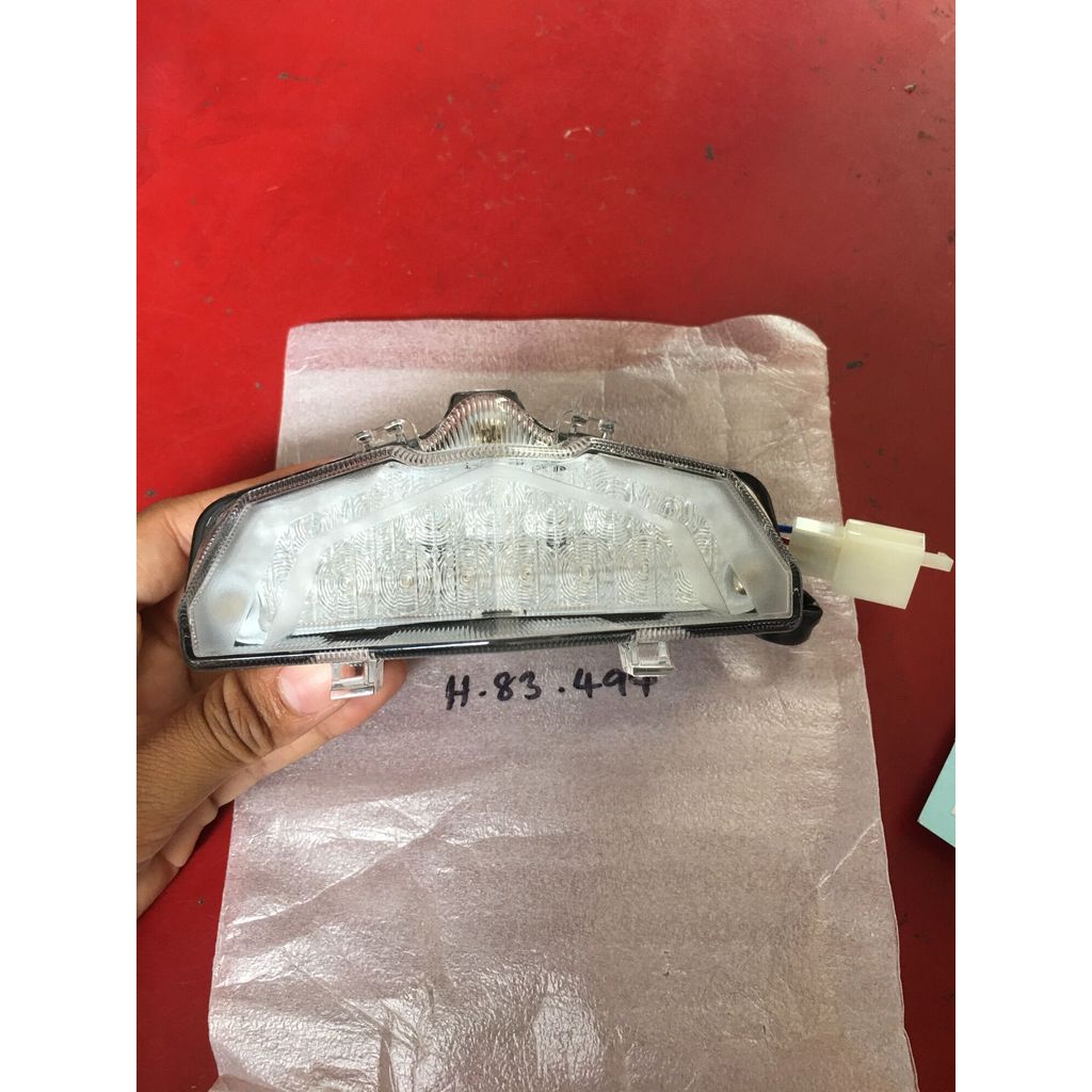 H-83.494 ไฟท้ายชุด M-SLAZ150(HM) LED ใส รุ่นที่ใช้ร่วมกันได้ดังนี้ M-SLAZ 150(HM) LEDใส(ฝาสีใส)