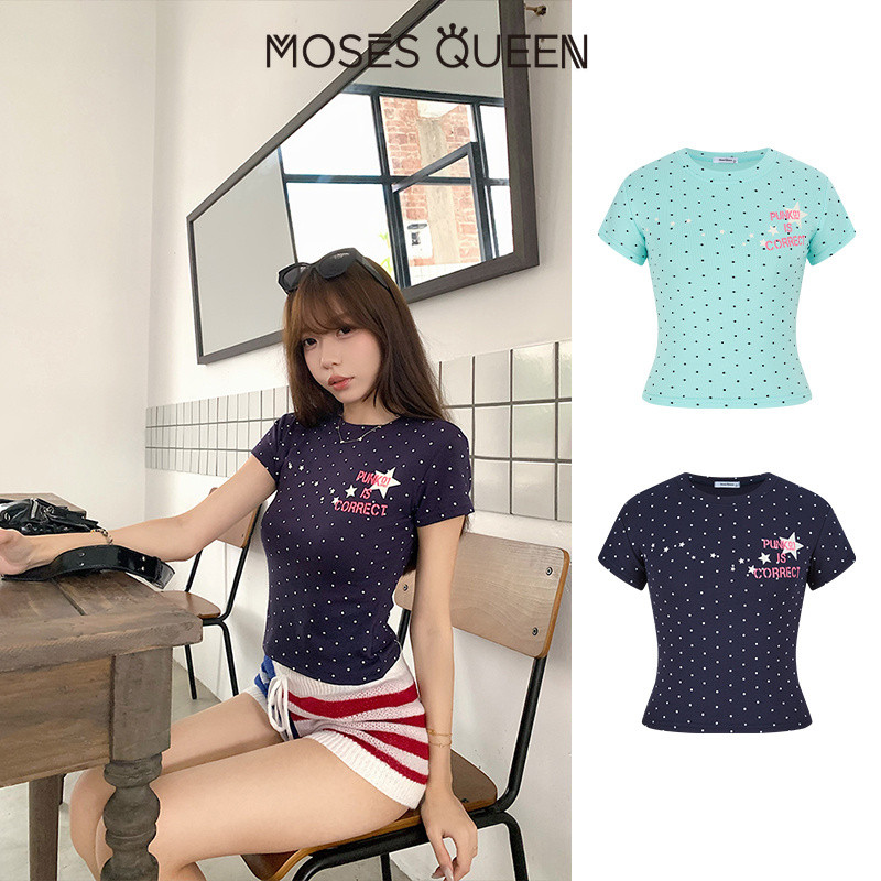 MOSESQUEEN تيشيرت نسائي منقط بحروف — صورة 3