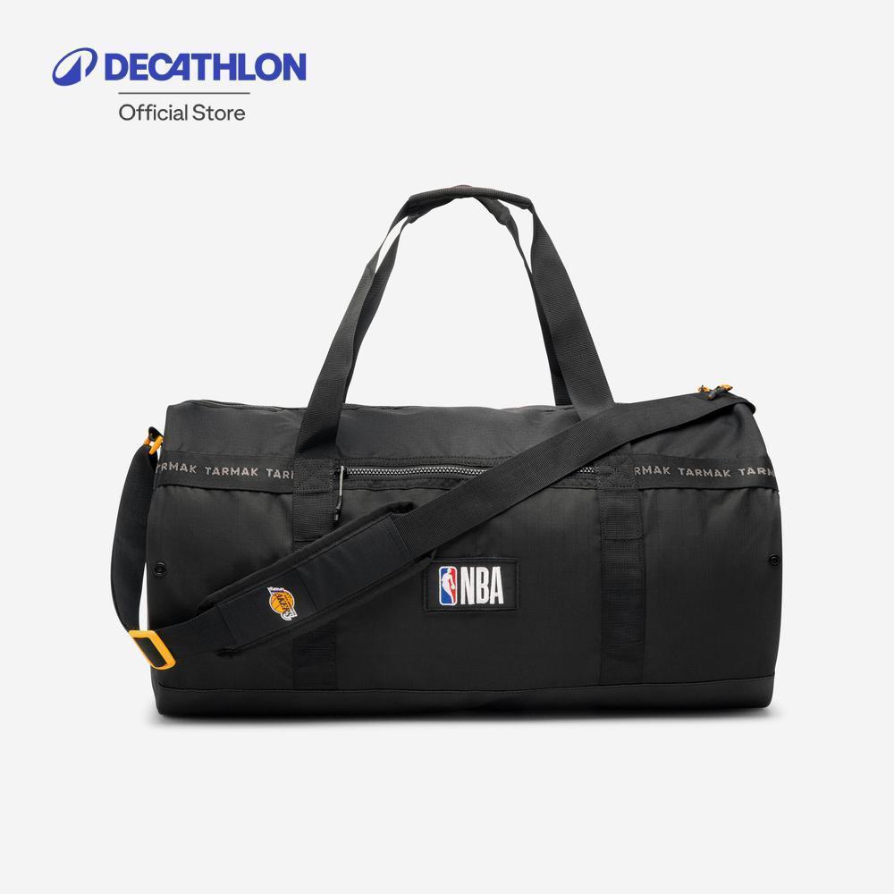 Decathlon Basketball Sports Bag Nba Lakers กระเป๋ากีฬาบาสเก็ตบอลทรงดัฟเฟิล รุ่น Nba Lakers - Black