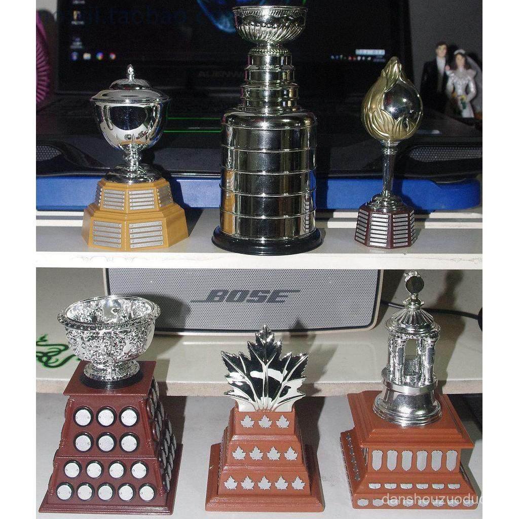 ขายร้อน 2025 North American Ice Hockey Pro League NHL Stanley/Trophy 1: 6 คอลเลกชันรุ่นของเล่นเครื่อ