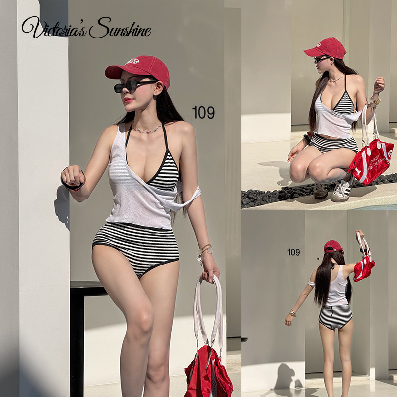 ☀️จัดส่งตอนนี้☀️ชุดว่ายน้ำ bikini sexy 3 ชิ้น บิกินี่+ผ้าคลุม ลายทาง มีฟองน้ำ#1123