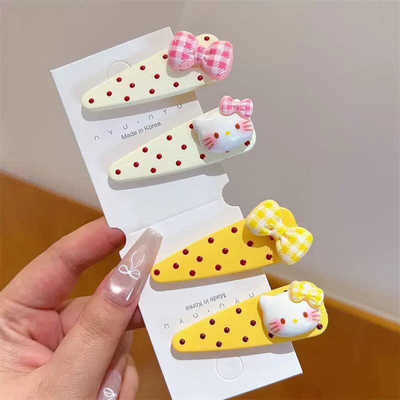 ชุด 4 ชิ้นเด็กน่ารักโบว์หน้าม้าคลิป HelloKitty กิ๊บติดผมลายจุดสาวหัวใจด้านข้างเครื่องประดับผมทุกคู่