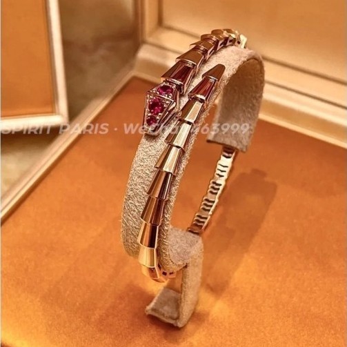 BVLGARI · Bvl Bvl BVLGARI สร้อยข้อมือทับทิมหัวงูรูปงู · 18K Gold-Clad Works · รองรับการสืบพันธุ์วัส