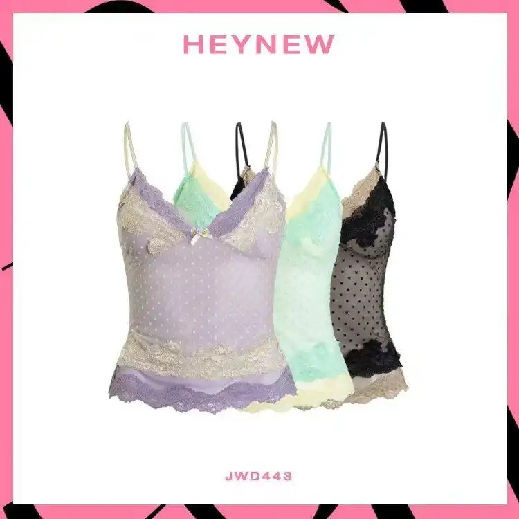 [JWD443] ผู้หญิง เสื้อครอปสายสปาเก็ตตี้ ผ้าตาข่ายลายจุด ดีเทลลูกไม้ทูโทน คอวีหวาน มีฟองน้ําในตัว ด้านหลังยางยืดสม็อค