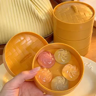 ชุดสกุชชี่อาหารเช้าจีนขนาดเล็กแปลกใหม่-สุ่มของเล่นซาลาเปาสีใสพร้อมตะกร้าเก็บ