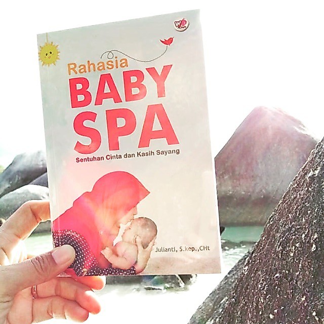 BABY SPA BOOK โดย Julianti EBSCO