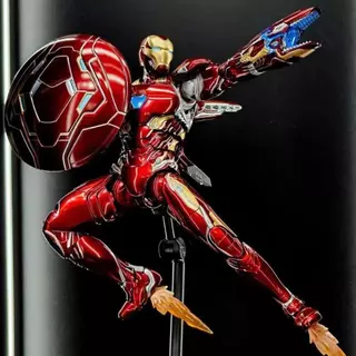 Marvel Avengers Iron Man รูป Cool Weapon Deluxe ชุดเดสก์ท็อปอินเทรนด์เล่นตกแต่งกล่องปริศนา