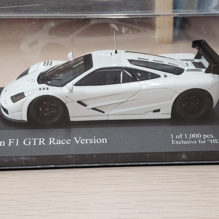 $㊋IXO 1: 43 McLaren F1 McLaren F1 GTR Race Sticker สีขาว McLaren F1 gtr No Outer Paper Box รุ่น HAKO