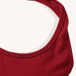 (พร้อมส่ง24ชม.) halter top เสื้อคล้องคอสีแดง ผู้หญิง ทรงเข้ารูป เซ็กซี่ y2k ลายโค้งตัวอักษร ใส่เที่ยวได้