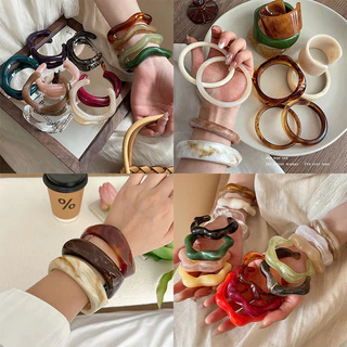 bracelet กำไล รูปทรงไม่สม่ำเสมอ เรซิน สีอำพัน กำไลแบบเปิด มีหลายแบบให้เลือก ส่งไวจากไทย