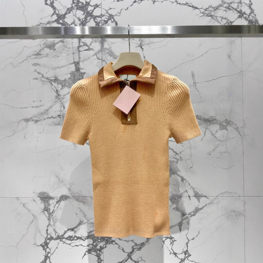 Z7JK Mi//iu Letter Jacquard POLO Knitted short-sleeve top with half-zip and turn-down collar design,