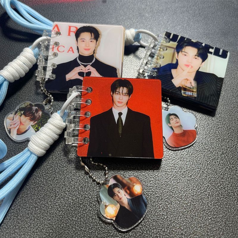 Perfect Crown Merch Byeon Woo-seok Merchanted หนังสือการ์ตูนหลวมอะคริลิคจี้ของขวัญสร้างสรรค์