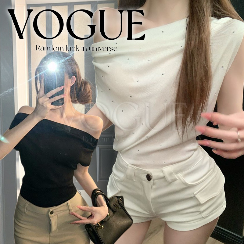Vogue🌟พร้อมส่ง🌟 เสื้อไหมพรมเปิดไหล่ ผ้านุ่มลื่นยืดตามตัว ใส่สวยสบายติดเพชรทั้งตัว (B086)