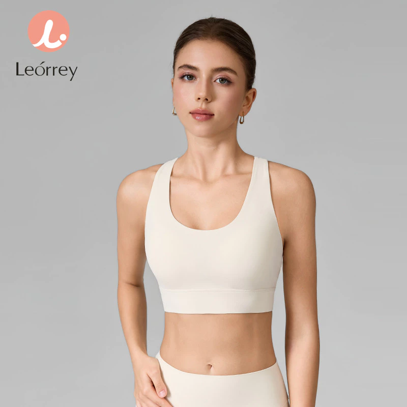 Leorrey บราสปอร์ตคอวีหลังไขว้ มีแผ่นรองหน้าอกสำหรับออกกำลังกาย thumbnail 6