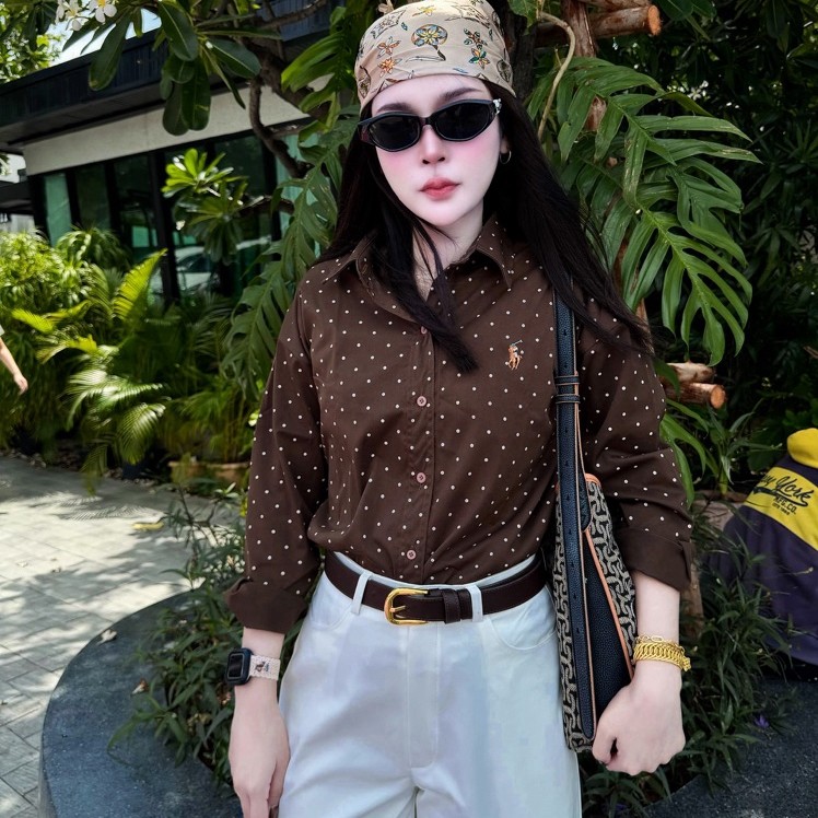 NF.TCN03เสื้อเชิ้ตสีน้ำตาลลายจุดงานปักโลโก้ ผ้าคอตตอนงานคุณภาพสวยเข้าทรง