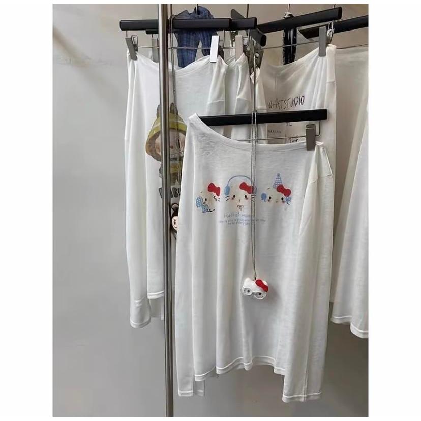 M-XXXL มีไซส์หลายแบบให้เลือกค่ะ เสื้อยืด สไตล์อเมริกัน ลายพิมพ์แฟชั้นดีไซน์ ตัวอักษรผีเสื้อ สไตล์เกาหลี ทรงหลวม ขนาดใหญ่