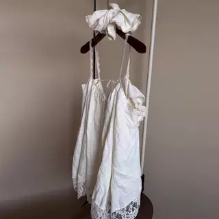 ชุดสายรัดชายหาด เบบี้ดอลล์ ออกแบบท่องเที่ยวลูกไม้สบายหลวมสลิงสั้นชุดบ้าน