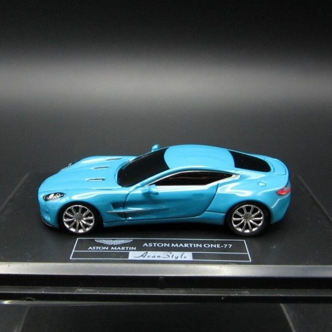 Avan Style 1 87 Aston Martin ONE-77 Aston Martin สีฟ้า 180 หยวน; รูปภาพ 6 ถึงรูปภาพ 9 Aston Martin V