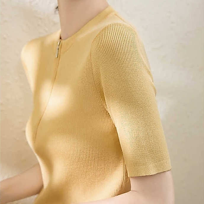 High-End French Half-Open Zipper Design ของแท้ไหล่เสื้อยืดเสื้อถักกลางฤดูร้อน 2026 สไตล์ใหม่ Bottomi