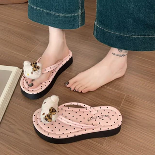EnJoy🍓พร้อมส่ง🍓รองเท้าแตะหูคีบลายน้องแมวนุ่มฟูน่ารักแฟชั่น ส่สบายส้นหนา3.5ซม กลางแจ้งพื้นนุ่มแฟชั่น