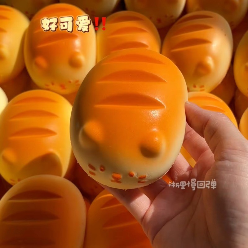 ​น่ารัก Squishy Totoro ขนมปัง Fidgets ของเล่น Soft Kitty ขนมปัง Venting บีบของเล่นบรรเทาความวิตกกังวล Anti Stress ของเล่นสําหรับผู้ใหญ่ของขวัญ