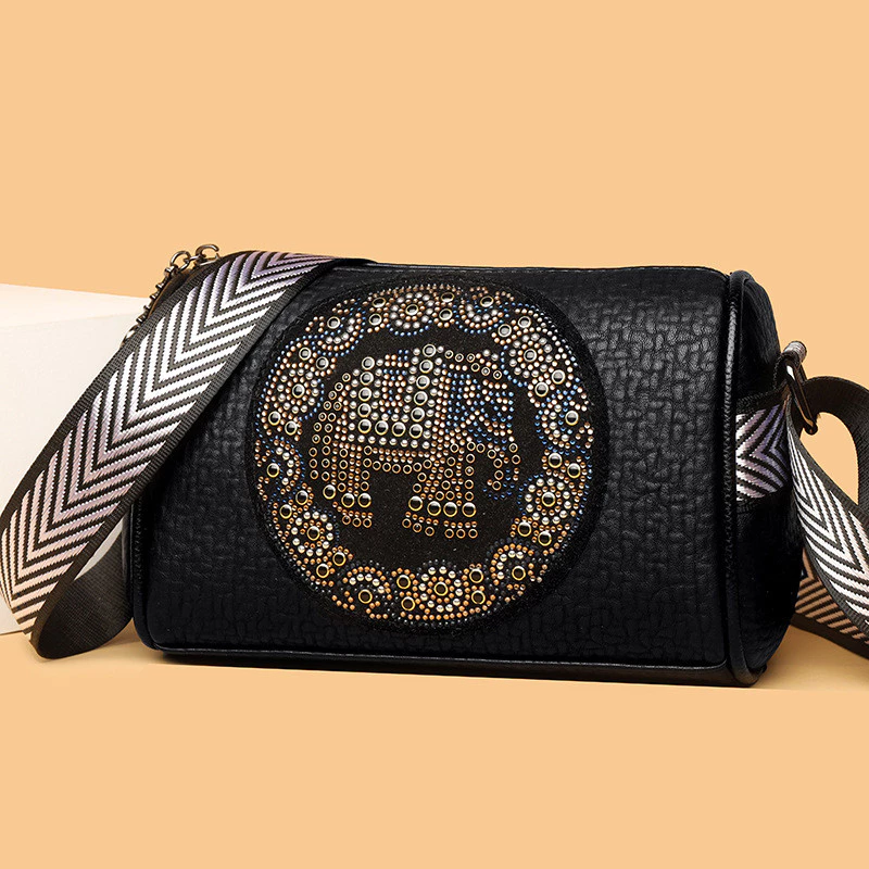 กระเป๋า Messenger สีดํา Elephant Hot Diamond Pattern thumbnail 7