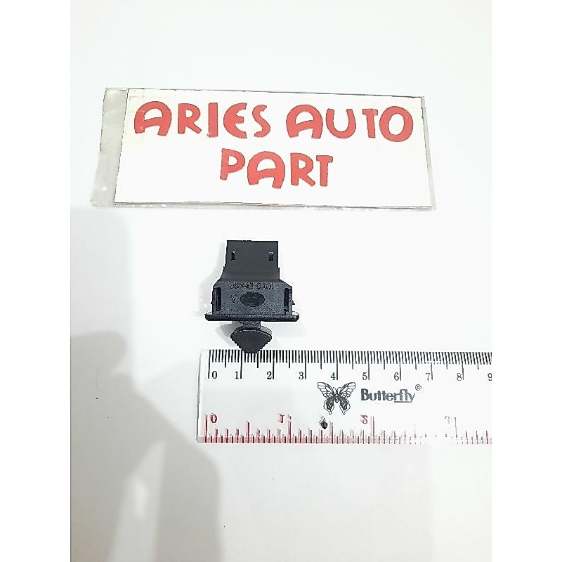 TOMBOL 2.6 MM TURN SIGNAL SWITCH BUTTON CODE M8221 TOYO