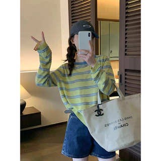 Vogue🌟พร้อมส่ง🌟 เสื้อโอเวอร์ไซส์แขนยาวคอกลม ลายทางสีพาสเทลน่ารักๆ บางเบาใส่สบาย (B357)