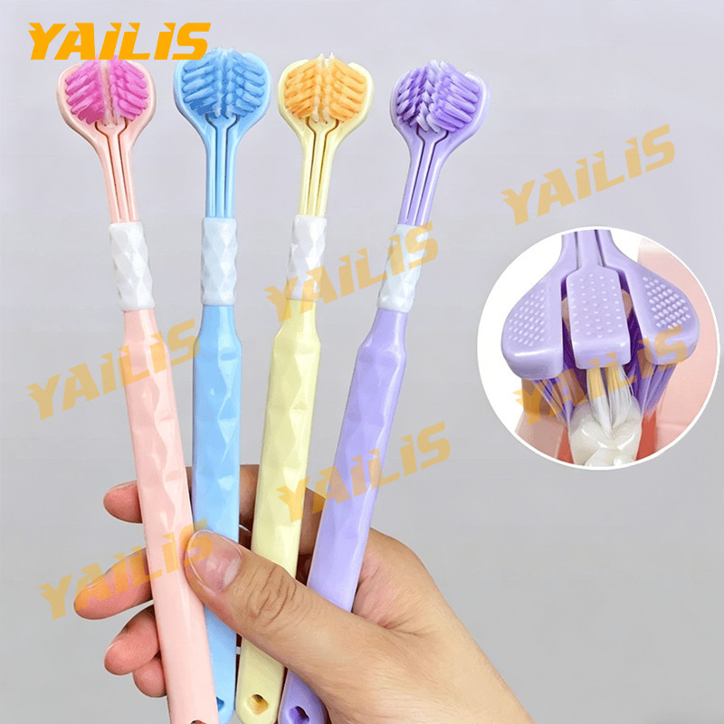 แปรงสีฟันรุ่นฮอตหัวเล็ก คุณสมบัติยับยั้งแบคทีเรียดีเยี่ยม ตกแต่งสีโลหะ ขนอ่อนละมุนไม่กวนเหงือก โครงขนแข็งแรงเป็นพิเศษ