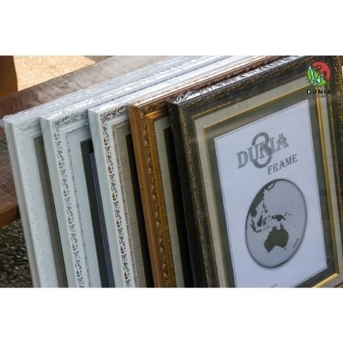 PHOTO FRAME / FIGURA / FRAME SIZE 40 X 60 CM (24 R) BALI CARVED