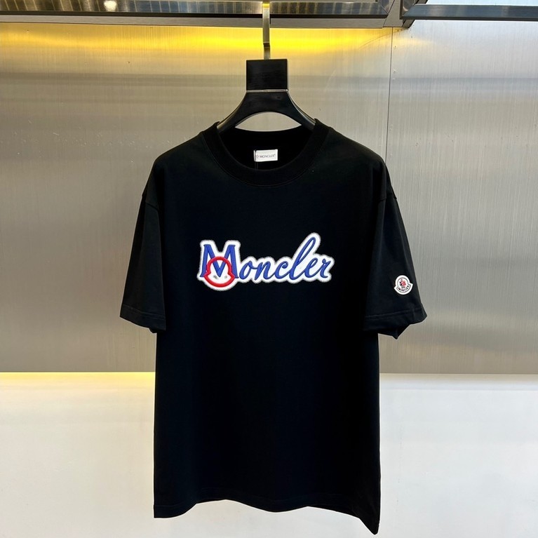 Moncler2026 Moncler 2026 เสื้อยืดแขนสั้นคอกลมสไตล์คู่ผู้ชายรอบคอ Slim-Fit Counter Synchronization สไ
