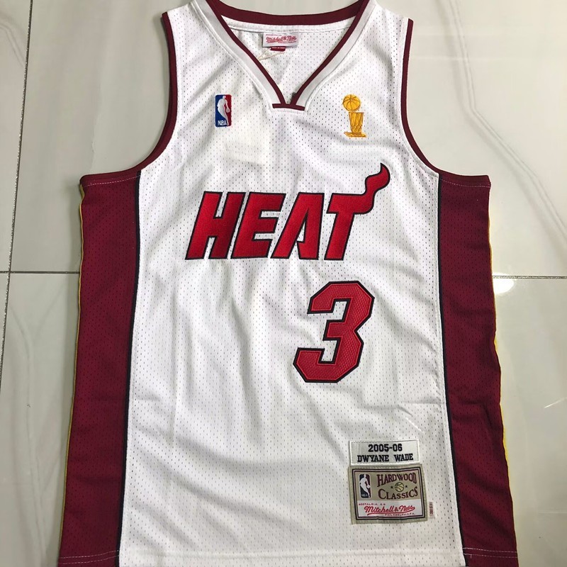 บุรุษเสื้อเย็บปักถักร้อยประณีต Miami Heat Dwyane Wade Mitchell Ness