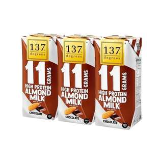137ดีกรี นมอัลมอนด์โปรตีนสูง11กรัมสูตรช็อกโกแลต 137 11 H-Protein Chocolate 180ml. Pack3