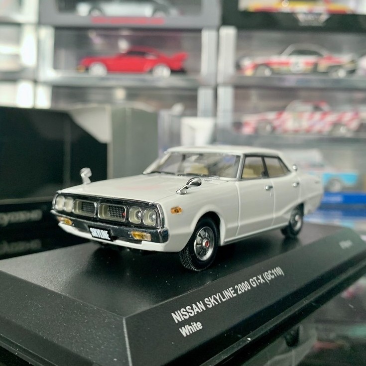 Jingshang 43 Nissan Skyline 2,000 GT-X GC110 Car New Lacquer Beauty No Station Cabinet Play No Floor