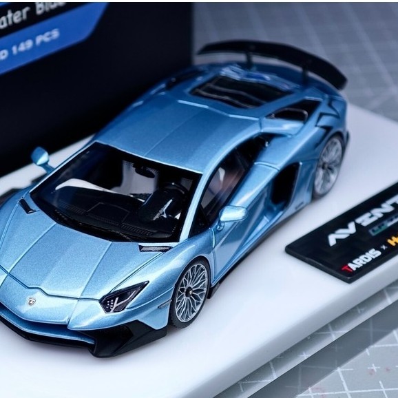 [คลังสินค้าพร้อม 1] Tardis Tardis Lamborghini LP750 SV Clear Water Blue Halo Co-Branded Clock รวมการ