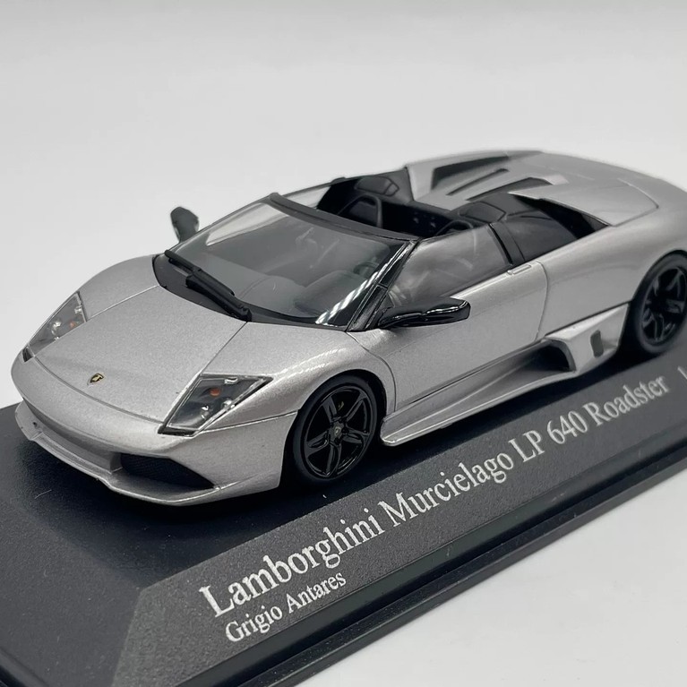 [สต๊อกพร้อม ติดต่อหากคุณมีคําถามใดๆ] 1/43 Mini Chelang Borghini Bat LP640 Convertible