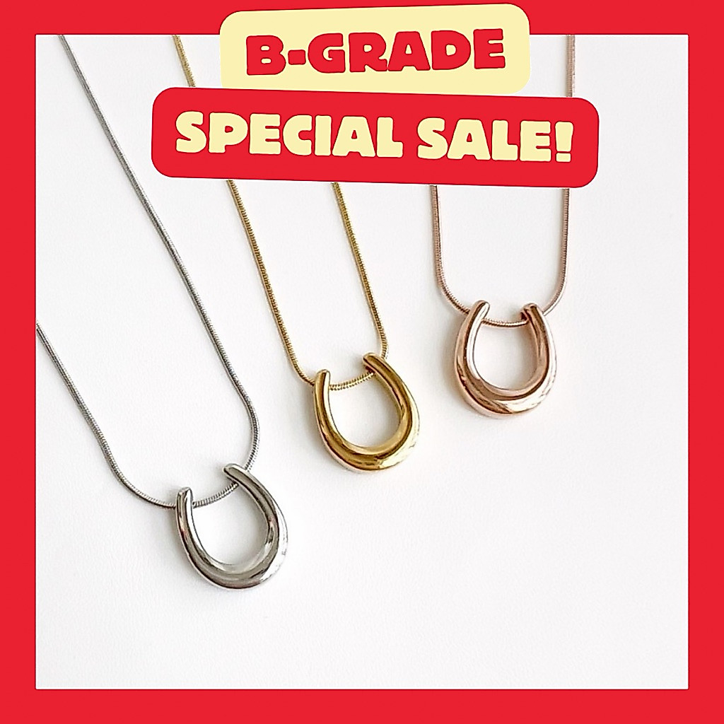 {B-Grade} | Horseshoe 14k necklace. (มีแต่สีทอง/สร้อยคอตัวเรือนสแตนเลส)
