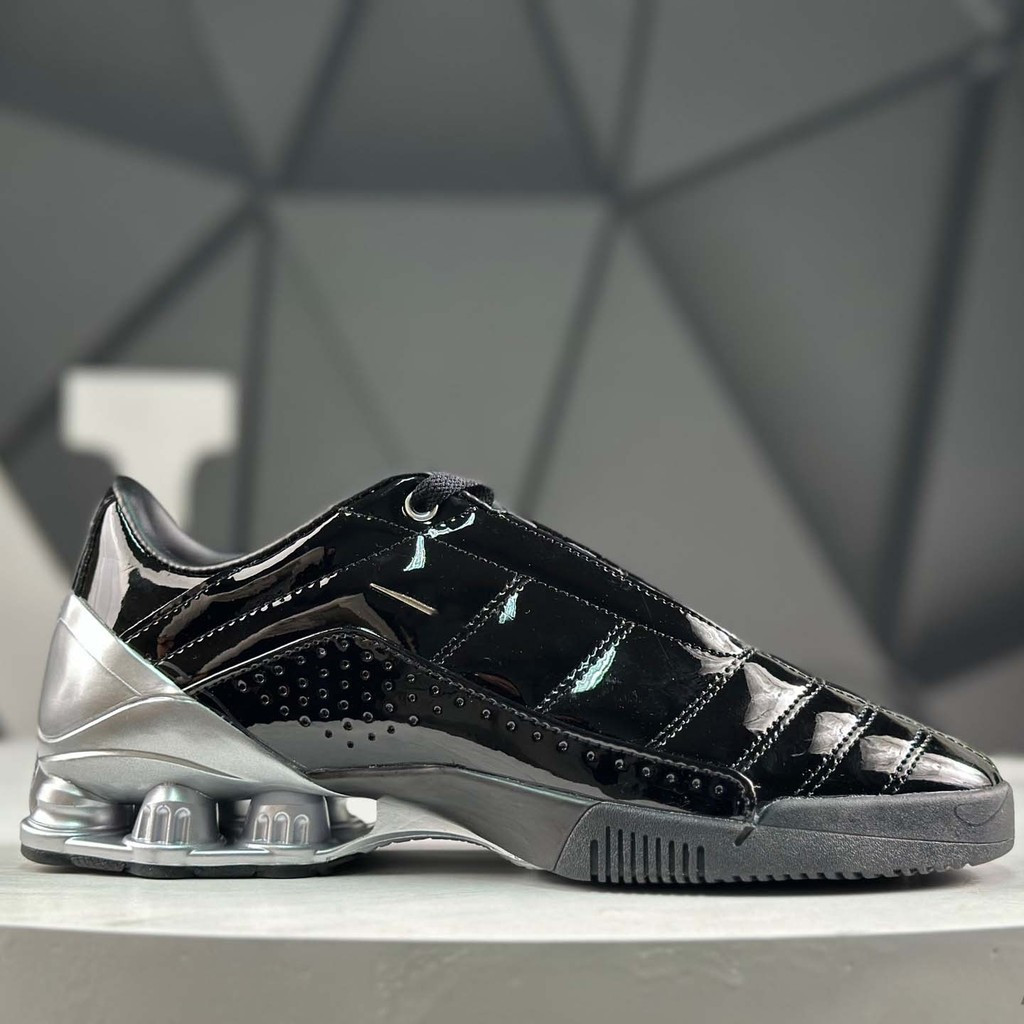 T0 sox Low-Top Air คอลัมน์รองเท้าฟุตบอล Retro สีดําเงินผู้ชายกีฬารองเท้าสบายแฟชั่นผู้หญิงความสูงสบาย