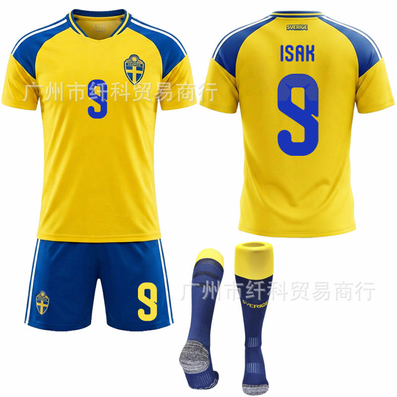 เสื้อฟุตบอลเหย้าสวีเดน 2026 หมายเลข 17 Yorkles 10 Eevee Jersey เสื้อทีมสีเหลือง Megamo World Cup 6.4