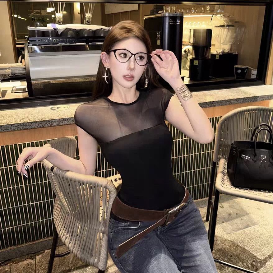 คอกลมลูกไม้ จุดต่ําสุด เสื้อผู้หญิงสวมใส่ภายในฤดูใบไม้ร่วงฤดูหนาวแฟชั่นผ้ากอซแฟชั่นด้านบนผ้ากอซเสื้อยืด