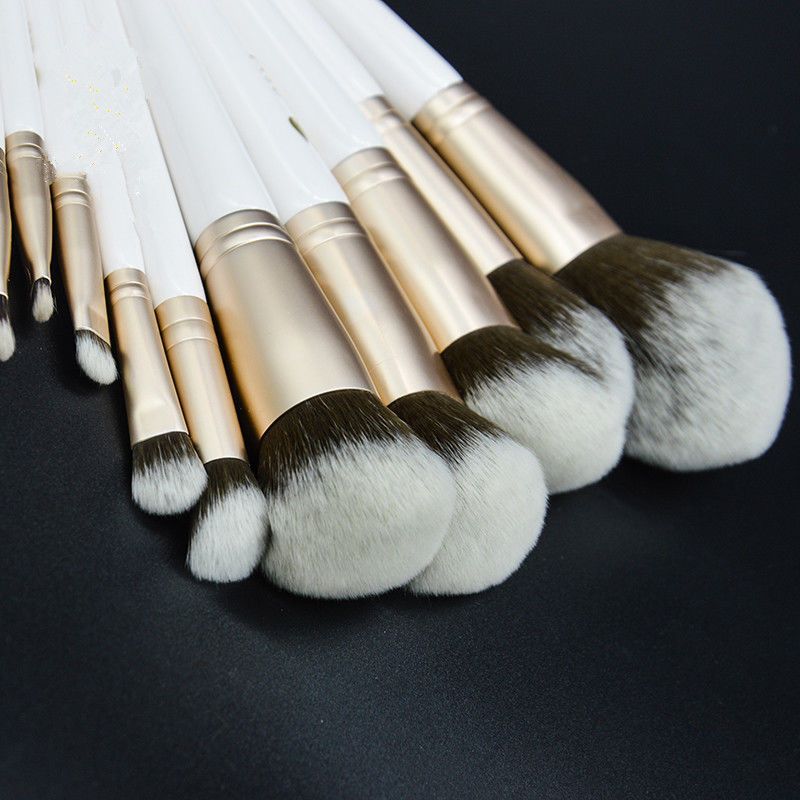 ชุดแต่งหน้านุ่มพิเศษ 12 ชิ้น แป้งฝุ่น Contour Brush รองพื้น แปรงอายแชโดว์ แปรงคอนซีลเลอร์ แปรงแต่งหน