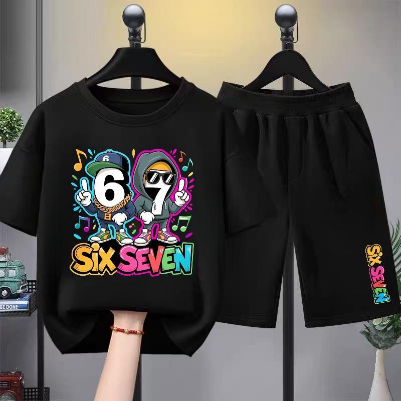เสื้อยืดคอกลมแขนสั้นสำหรับเด็ก มีให้เลือกหลายสี ทั้งเสื้อยืดคอกลมแขนสั้นสีสันสดใส และกางเกงขา #004