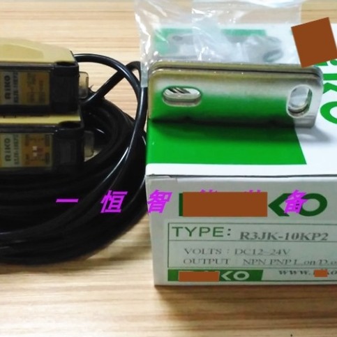 SZ R3JK-10KP2 R3JK-10A3 R3JK-30A3 สวิตช์เซ็นเซอร์ตาแมวใหม่และต้นฉบับของแท้ในสต็อก