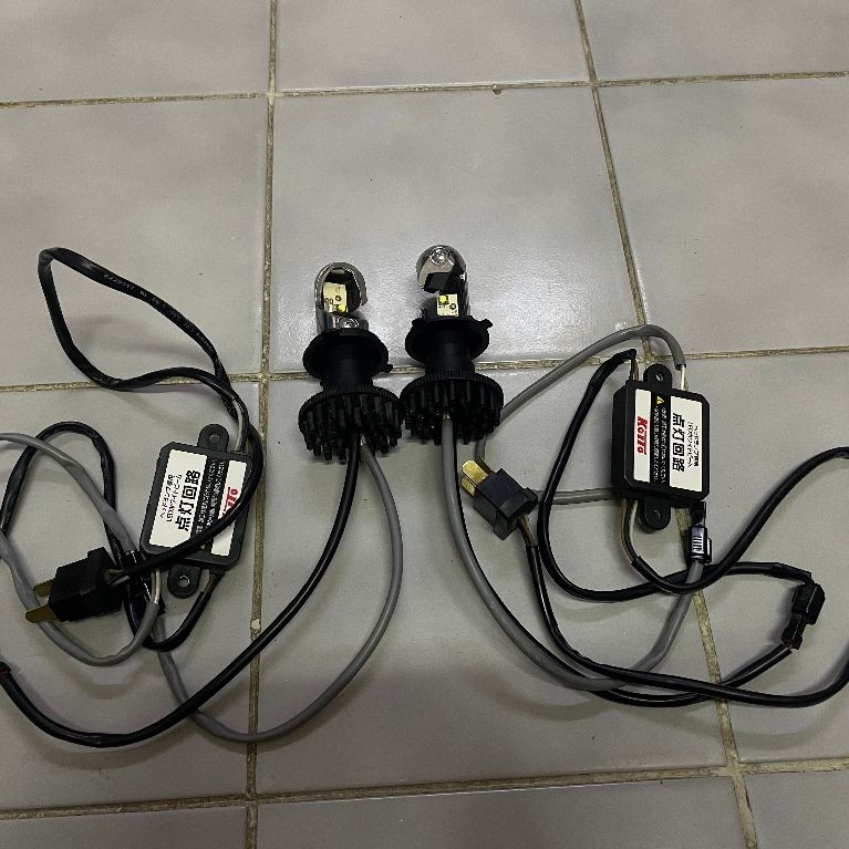 หลอดไฟหน้า LED KOITO P214KWT H4 แสงขาว 6500K 3200lm สวยกริ๊บญี่ปุ่น ราคา 1750 บาท