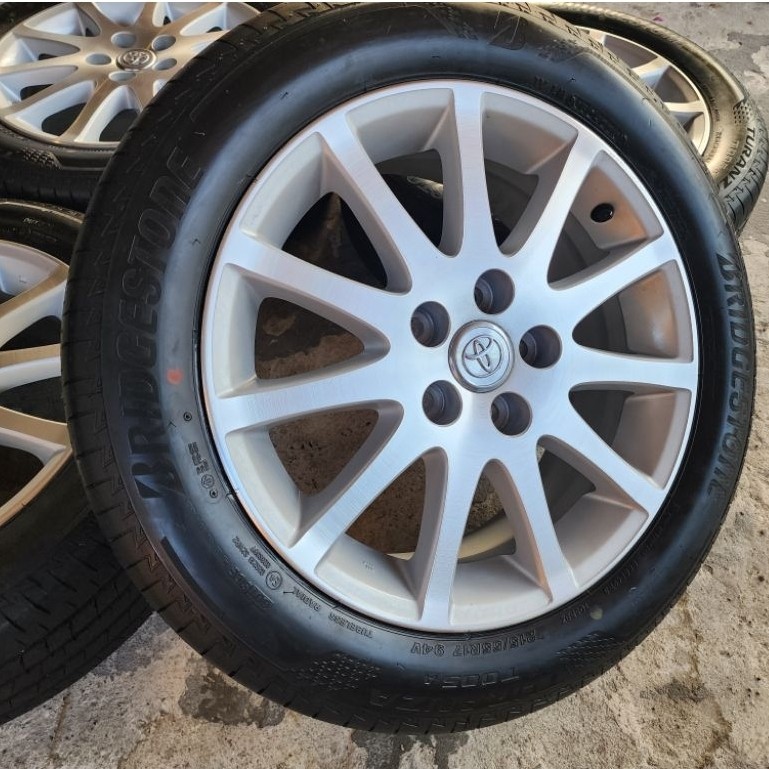 ล้อแม็กซ์แท้ Toyota Camry ขอบ 17  5รู114พร้อมยางถอดป้ายแดงค้างปี215 55R17 Bridgestone T005a  ปี20