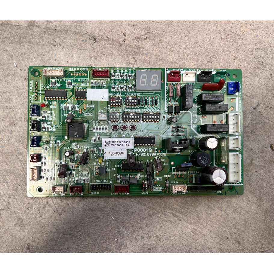 Hisense Hitachi เครื่องปรับอากาศส่วนกลาง H7D02083C H7B01089A เมนบอร์ด P0004Q-0